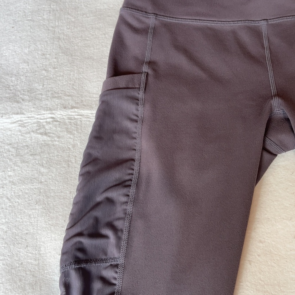 Fabletics Cropped Leggings With Coordinating Tank… - image 3